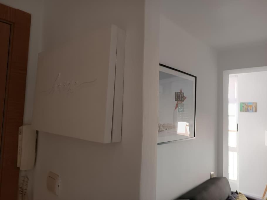 アルメリアEstupendo Piso Renovado A 30 Metros De La Playaアパートメント エクステリア 写真
